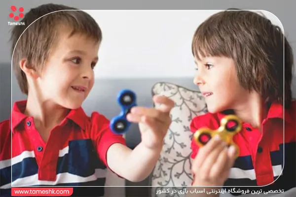 کودکان در حال بازی و تجربه